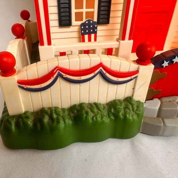 Patriotic Lighted House DecorationAmericana Red White Blue Independence Day - Picture 8 of 14